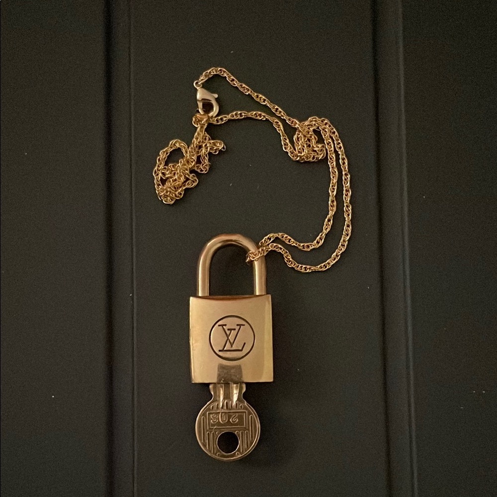 Louis Vuitton #206 Gold Padlock with Key